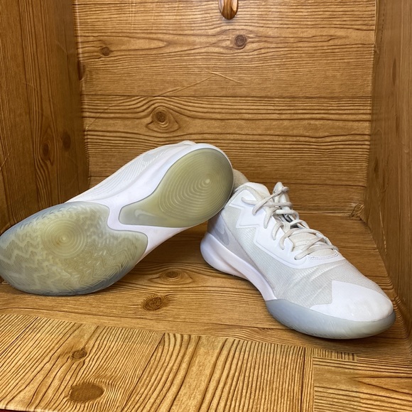 Nike 2020 Precision 4 'White Ice' men US 13 in EUC lots of sole life ๐ฝ๐ฏ๐ฅ๐ฅโค๏ธ - Picture 9 of 11